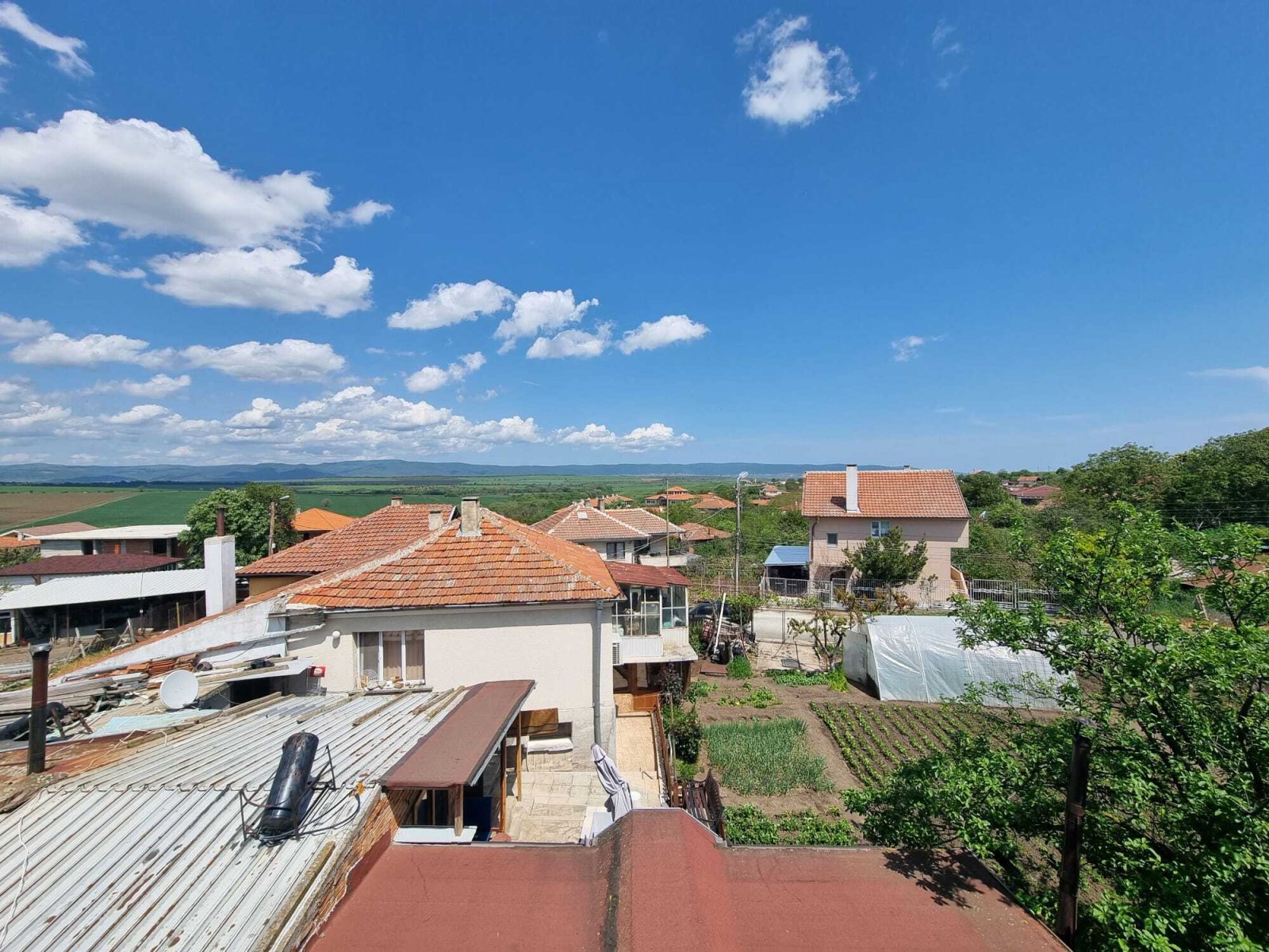 Casa unifamiliare con cantina nella regione di Medovo, Burgas, Bulgaria.
