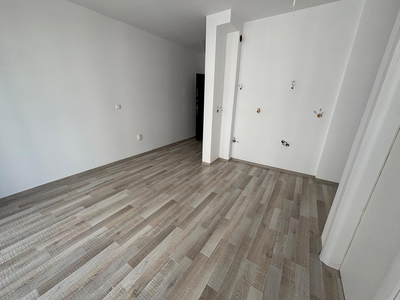 Appartamento con una camera da letto nel complesso Villa Venezia con vista sulle montagne, senza spese di manutenzione.