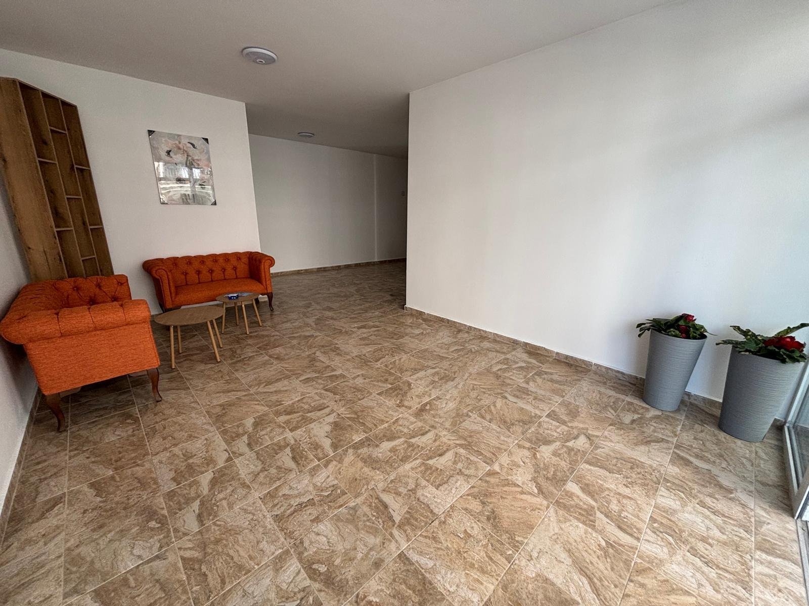 Appartamento con una camera da letto nel complesso Villa Venezia con vista sulle montagne, senza spese di manutenzione.