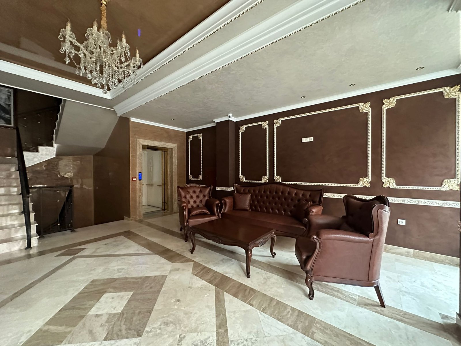 Villa Florenz – Incantevole appartamento con 2 camere da letto, piscina e vista sulle montagne a Sveti Vlas