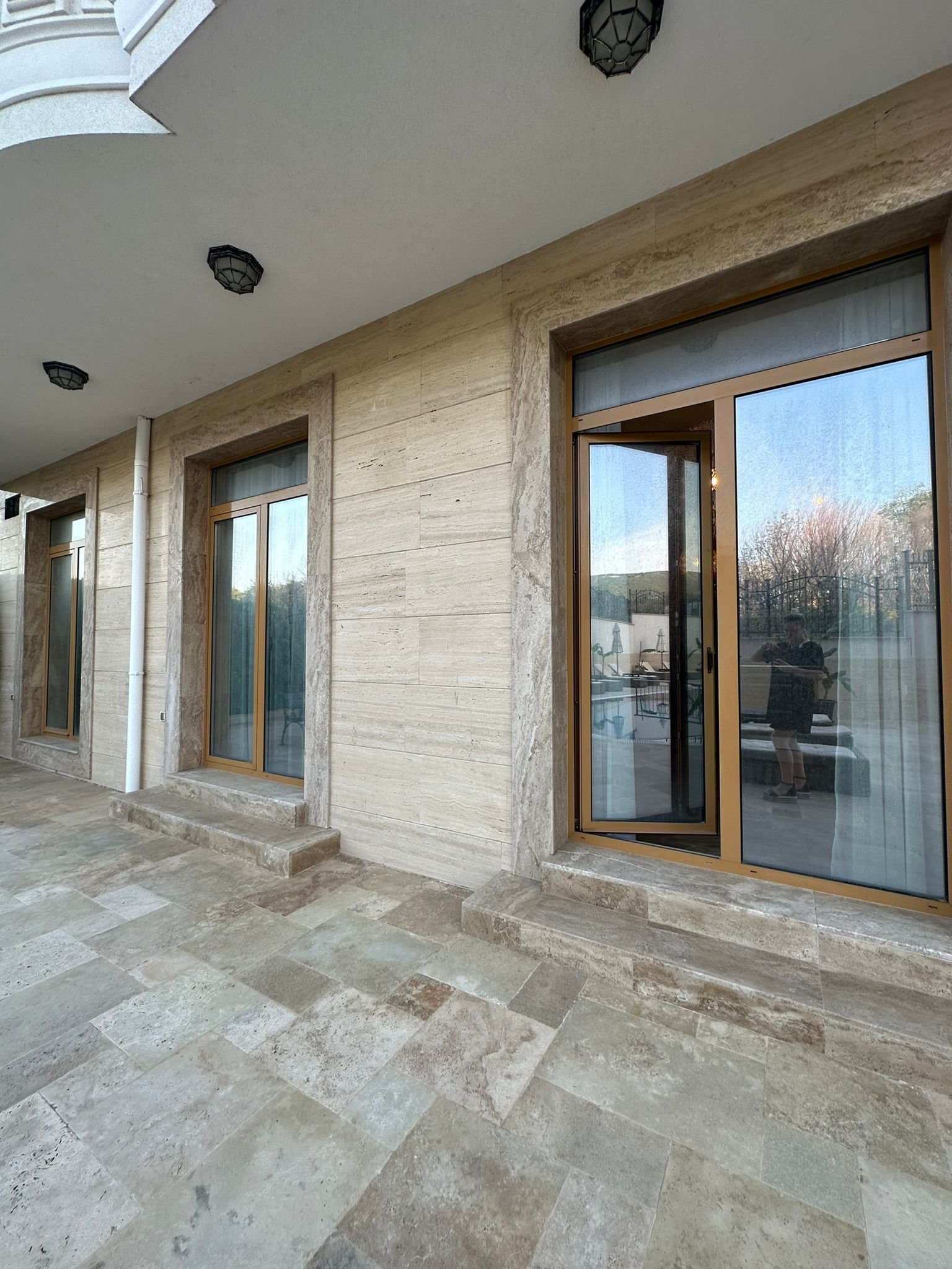 Villa Florenz – Incantevole appartamento con 2 camere da letto, piscina e vista sulle montagne a Sveti Vlas