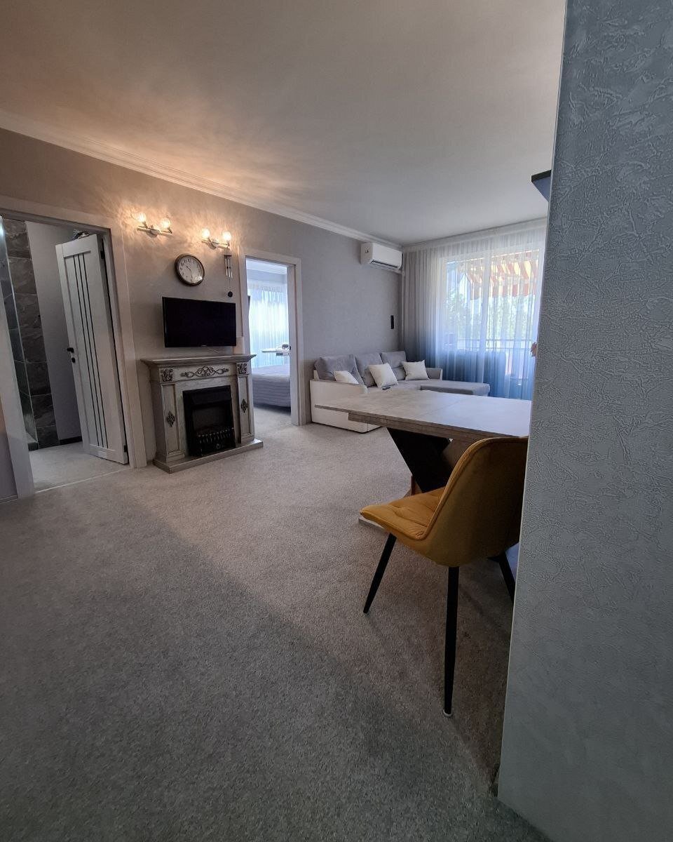 Lussuoso appartamento con due camere nel complesso residenziale VIP Vision.