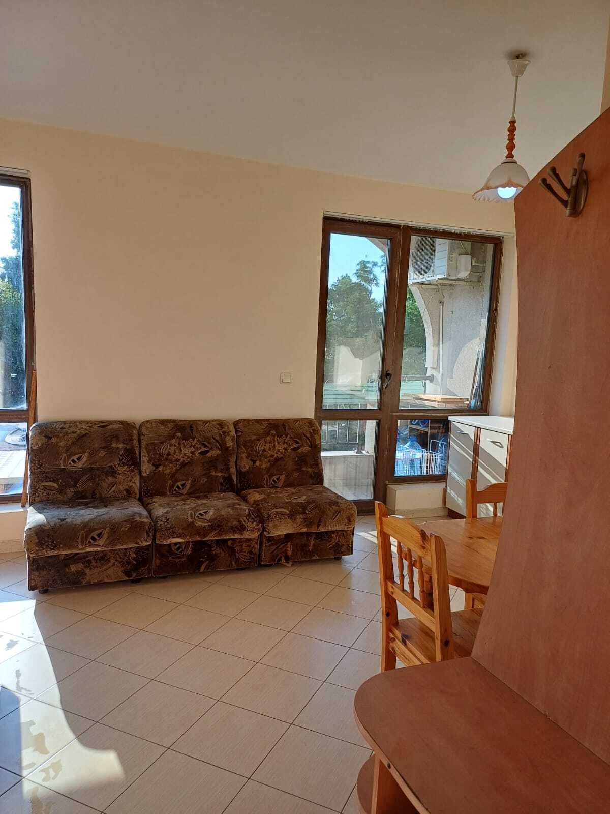 Studio nel complesso Bolero sulla spiaggia del sole per affitto a lungo termine.