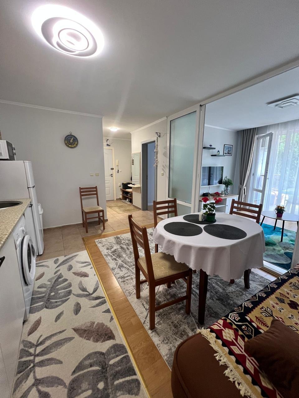 Sveti Vlas: Appartamento con tre camere nel complesso residenziale Green Fort a Sweti Vlas. 