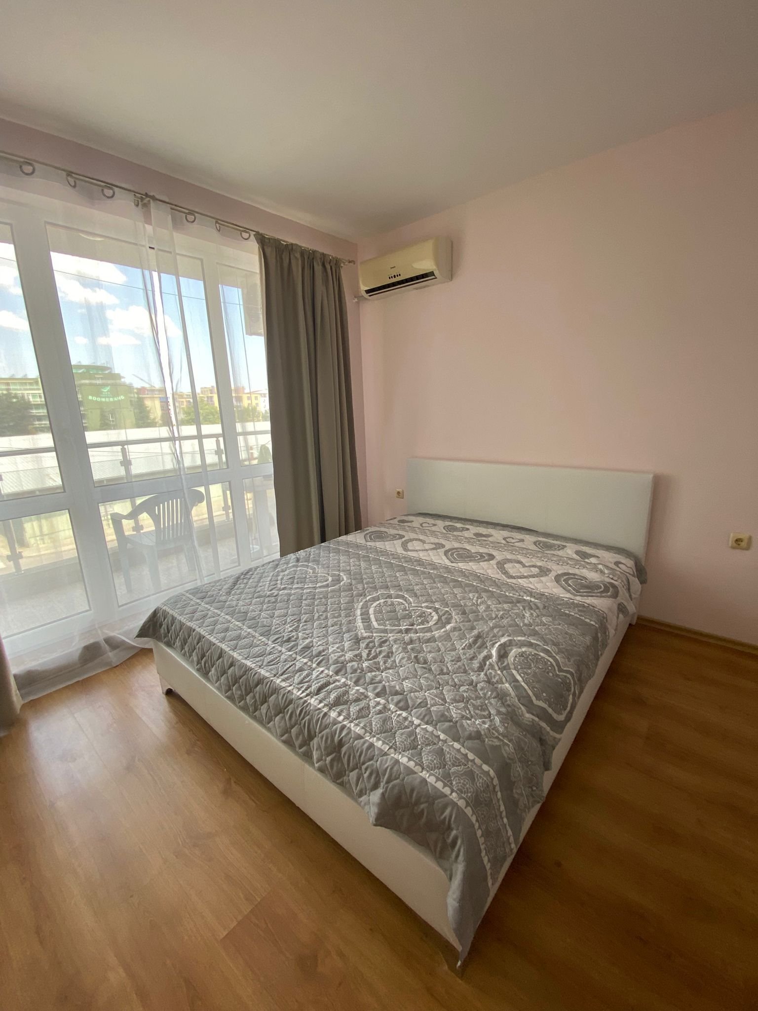 Appartamento trilocale nel complesso residenziale Florence Park, Sunny Beach.