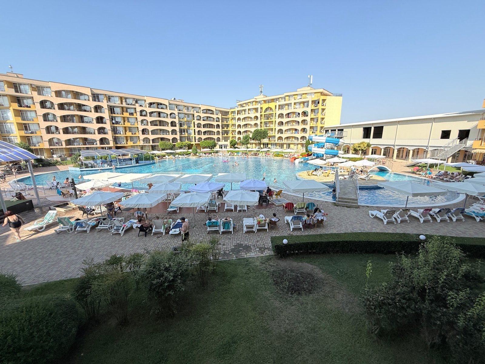 Appartamento con due stanze nel complesso Midia ad Aheloy