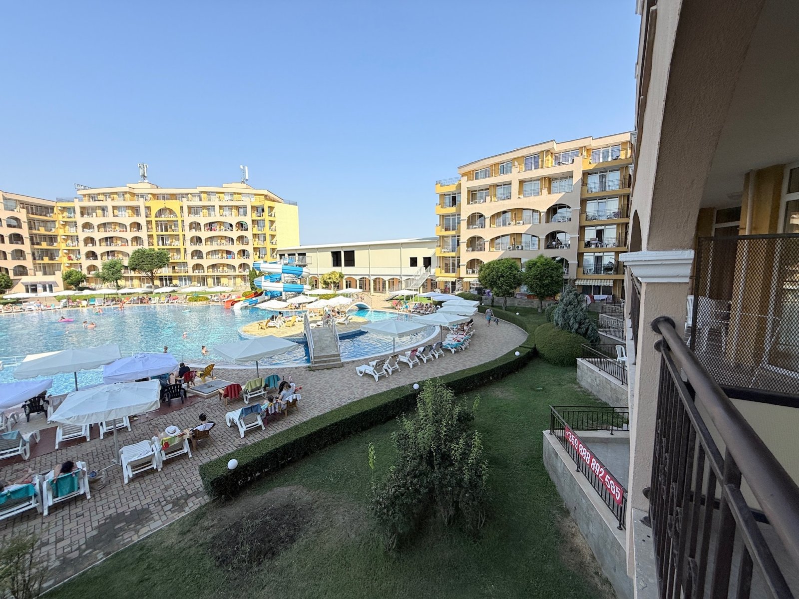 Appartamento con due stanze nel complesso Midia ad Aheloy