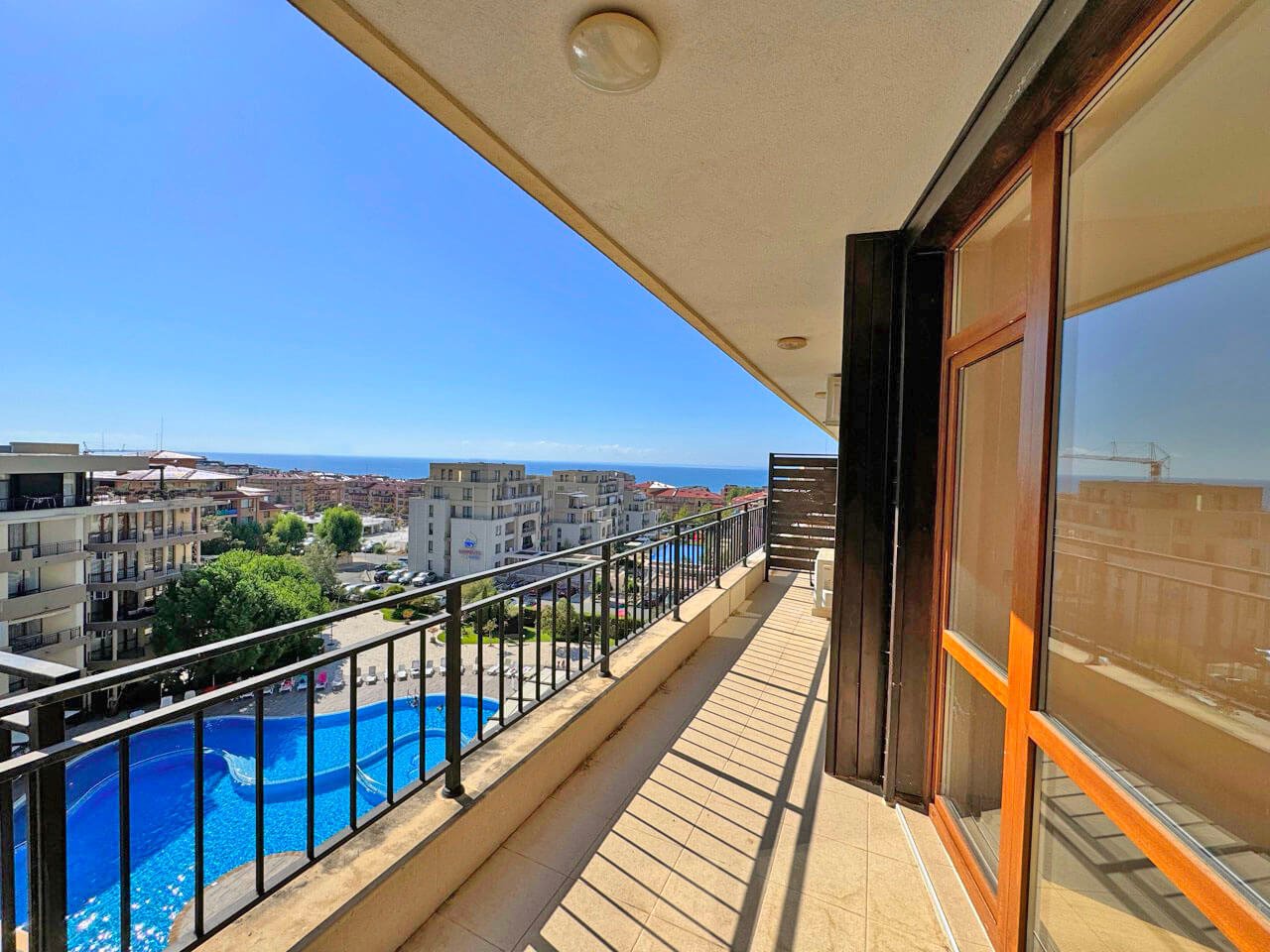 Appartamento con due camere nel complesso Luxor a Sveti Vlas