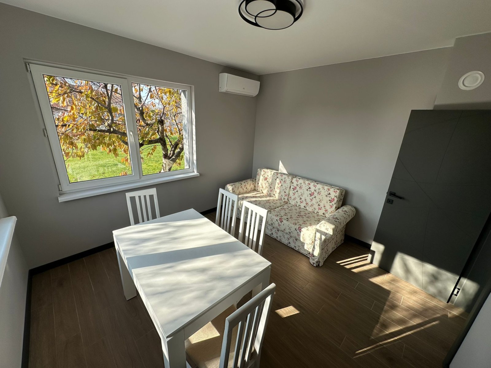 Bungalow nel villaggio di Gyulovtsa, regione di Burgas, Bulgaria