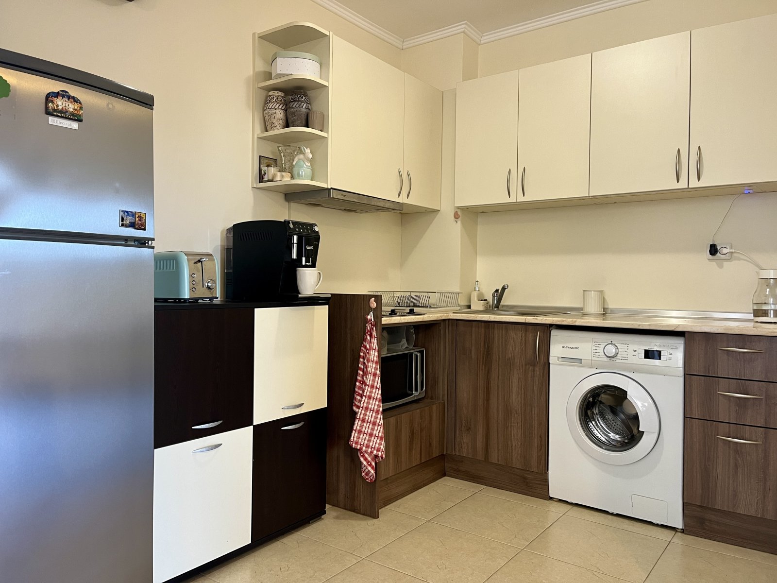 Appartamento arredato con 2 camere da letto con vista mare nel complesso 