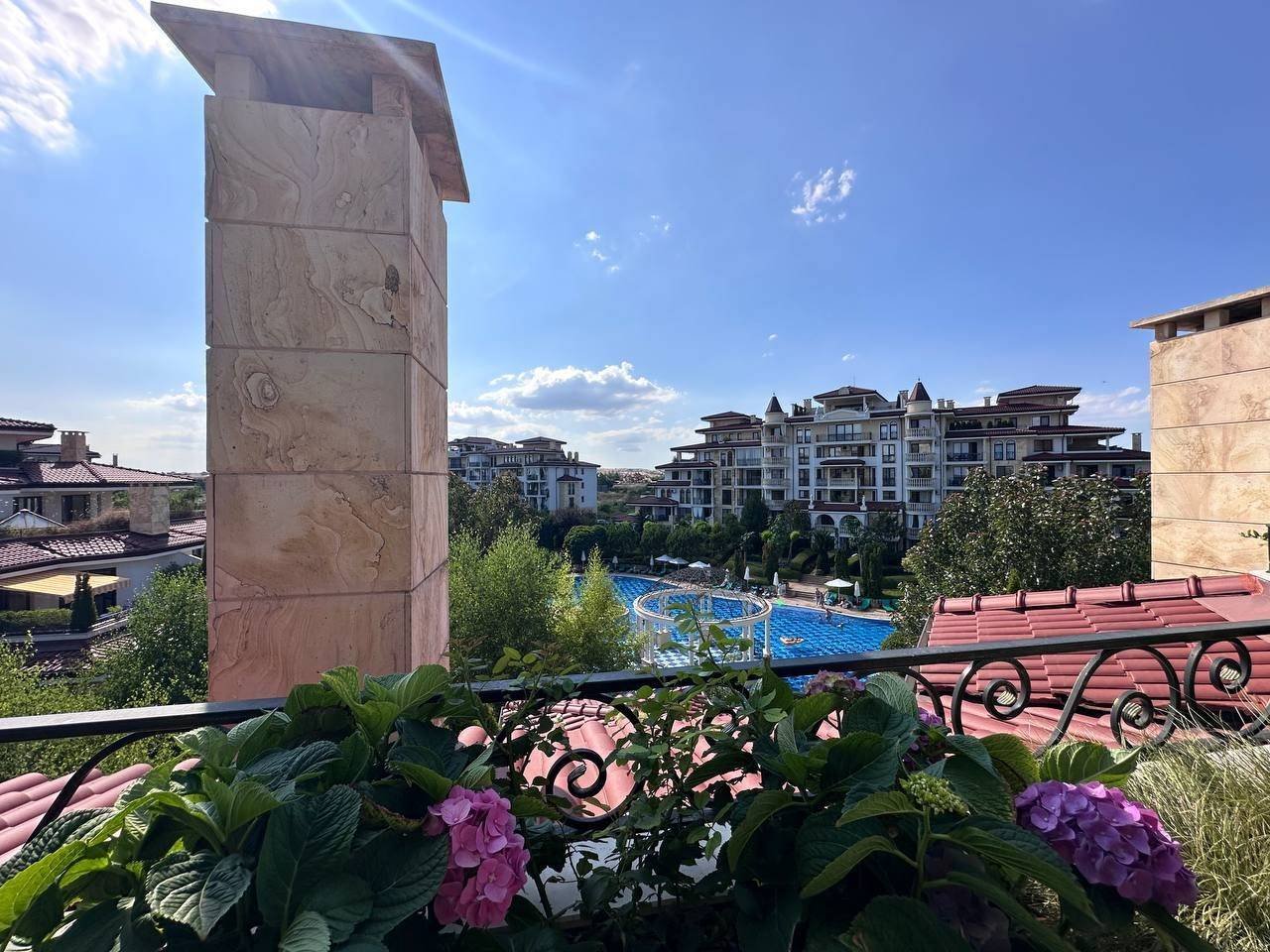 Appartamento di 3 stanze nel complesso „Poseidon“, Nesebar