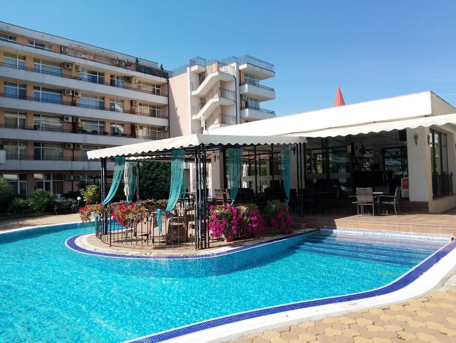 Appartamento con 3 camere nel complesso Grand Kamelia, Sonnenstrand, Bulgaria