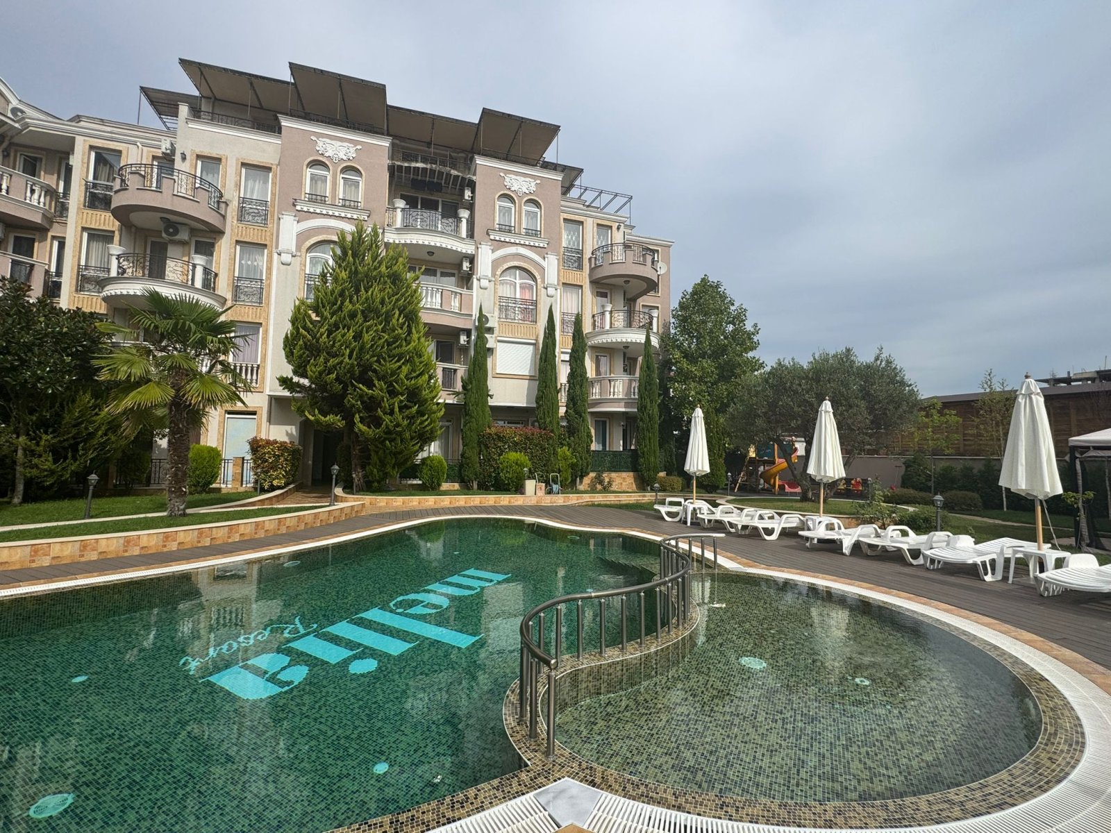 Appartamento con 3 camere da letto e vista mare al Melia Ravda in Bulgaria