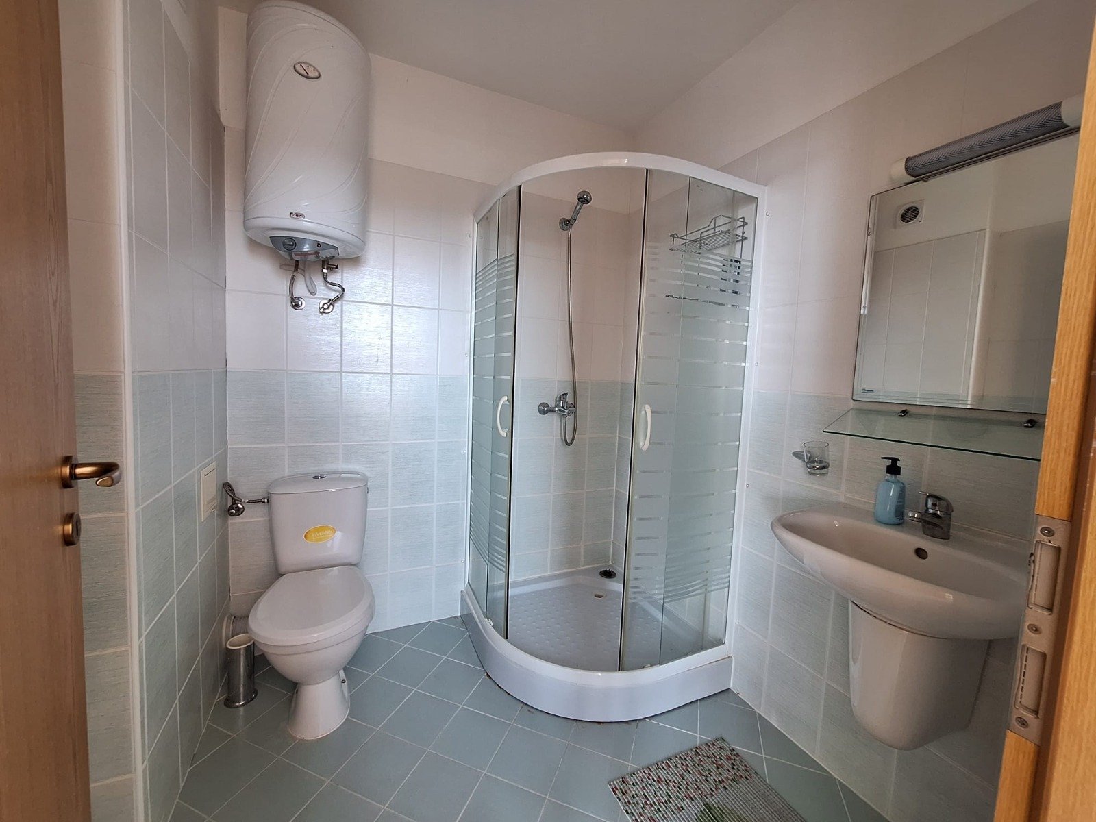 Appartamento con due camere da letto con vista mare nel complesso Oasis a Ravda