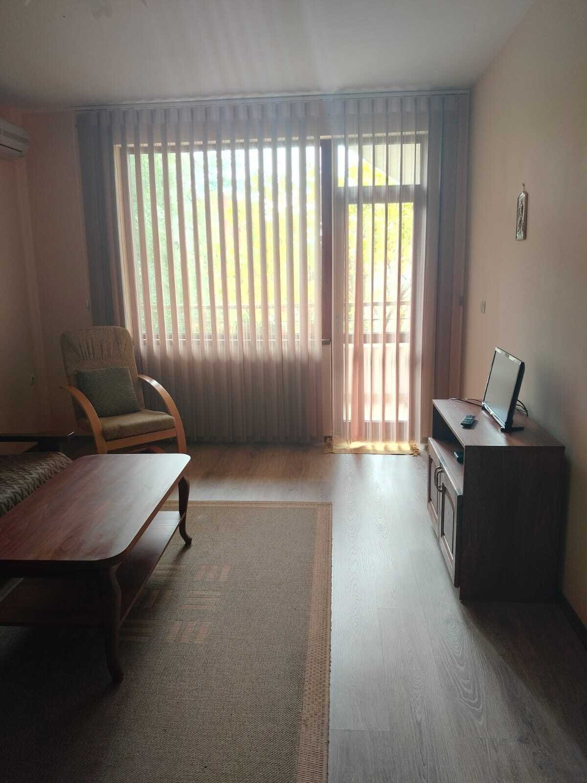 Villa di tre piani nel cuore di Ravda, Bulgaria