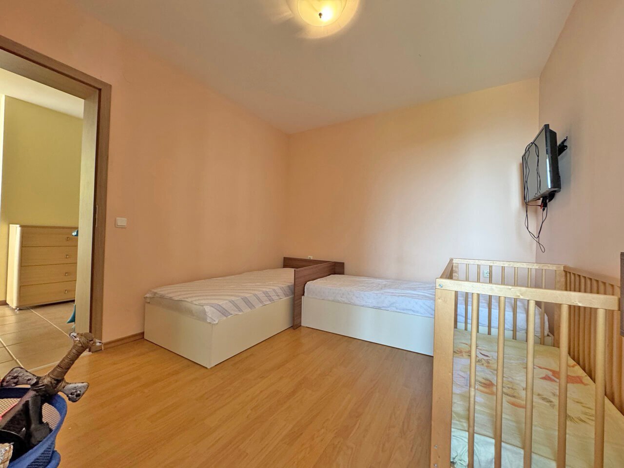 Appartamento di tre locali nel complesso Sea-Fort con vista mare a Sveti Vlas.