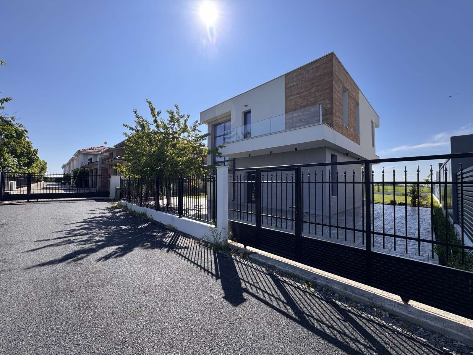 Casa moderna a Pomorje