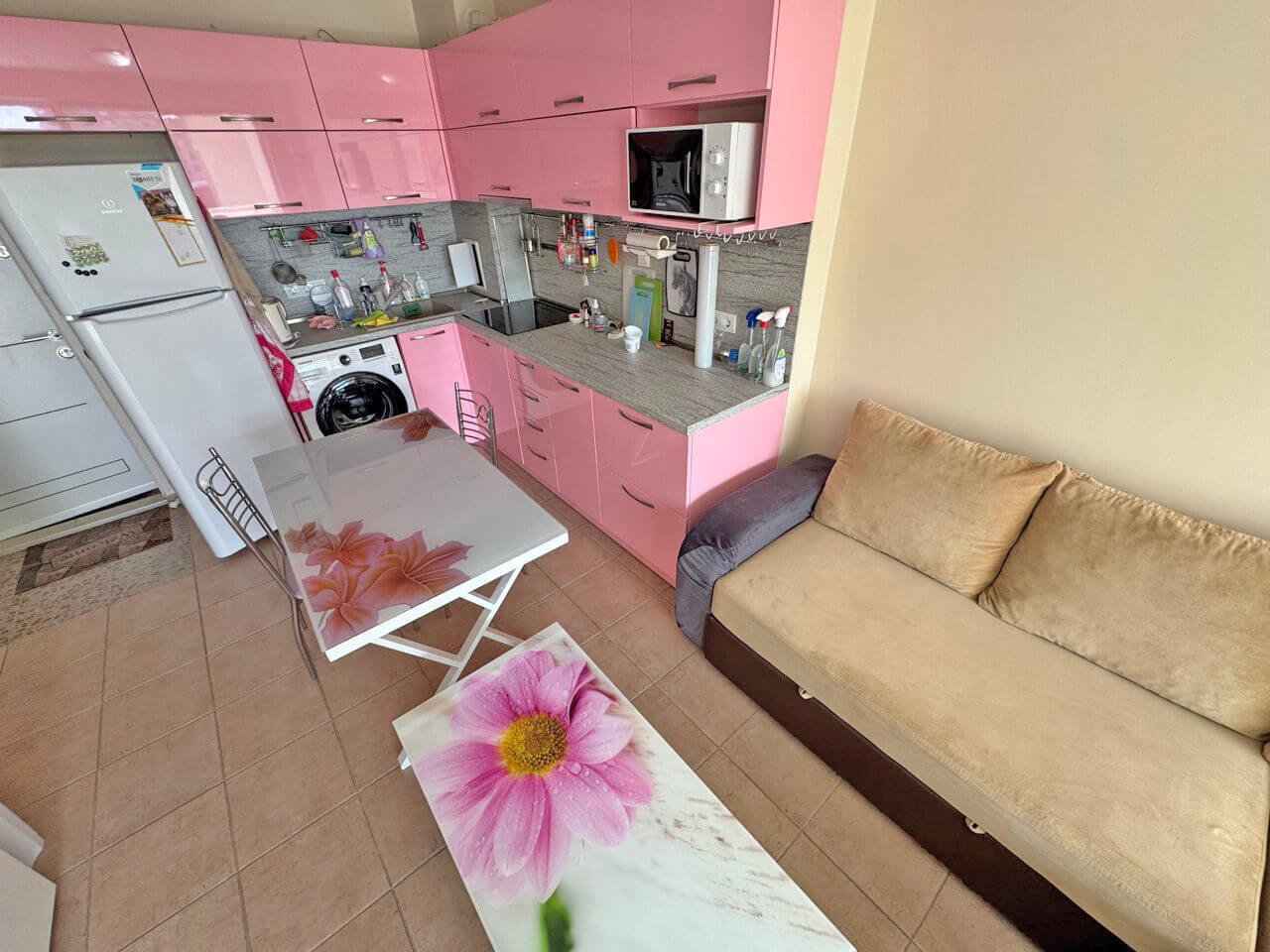 Appartamento con due camere nel complesso Sea Dreams con vista sulla piscina a Sunny Beach