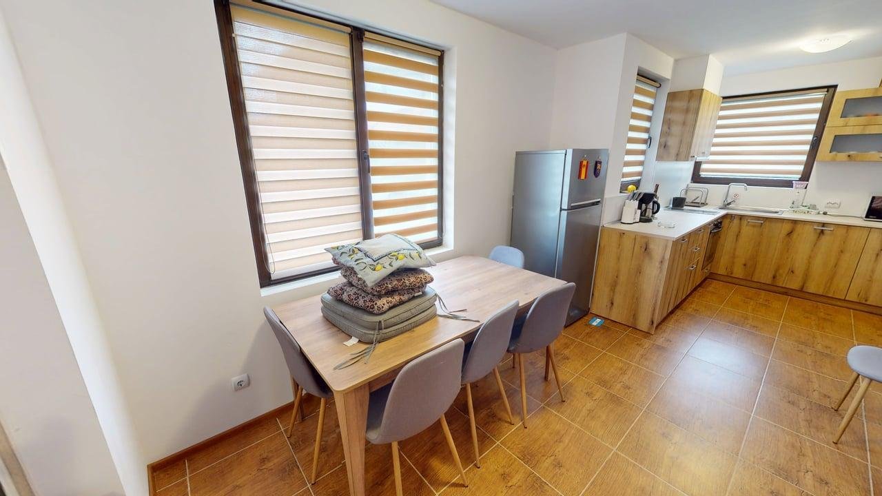 Villetta a schiera con 3 camere da letto e vista sul mare a Kosharitsa, Bulgaria