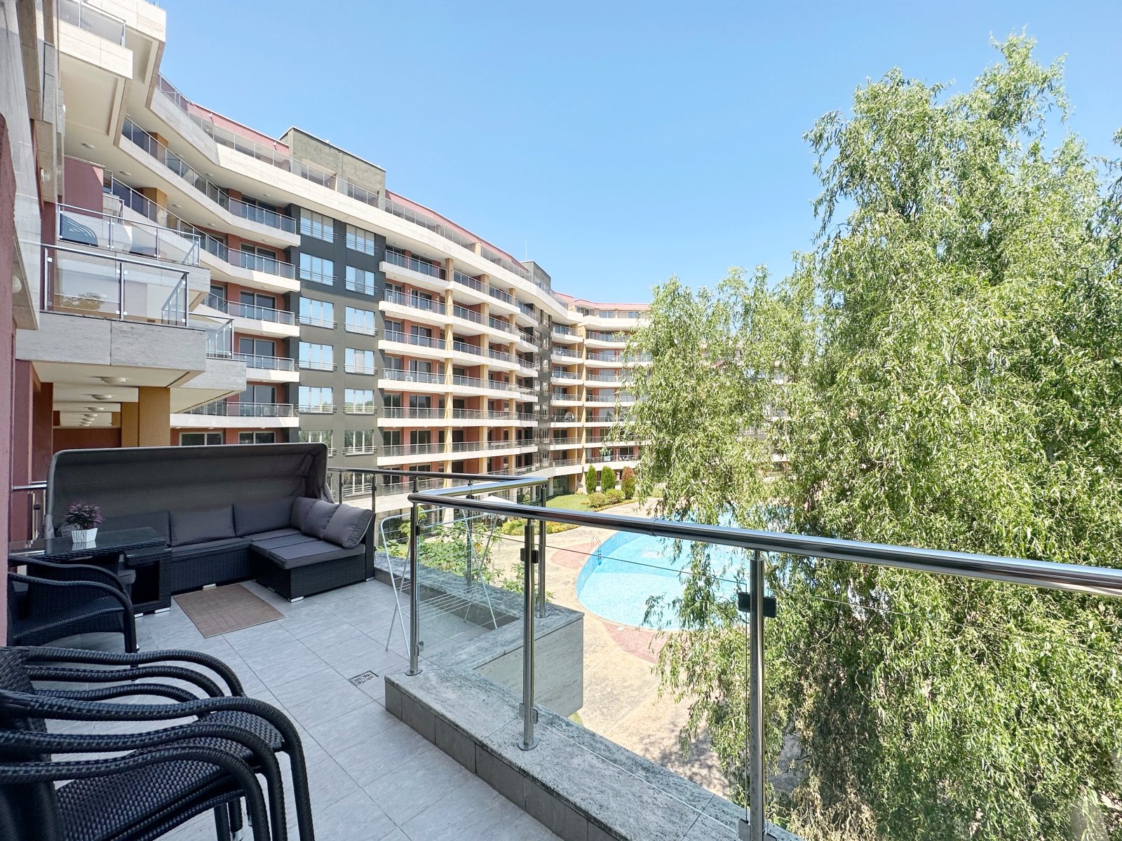 Appartamento con 3 camere nel complesso Peters Haus Sonnenstrand in Bulgaria