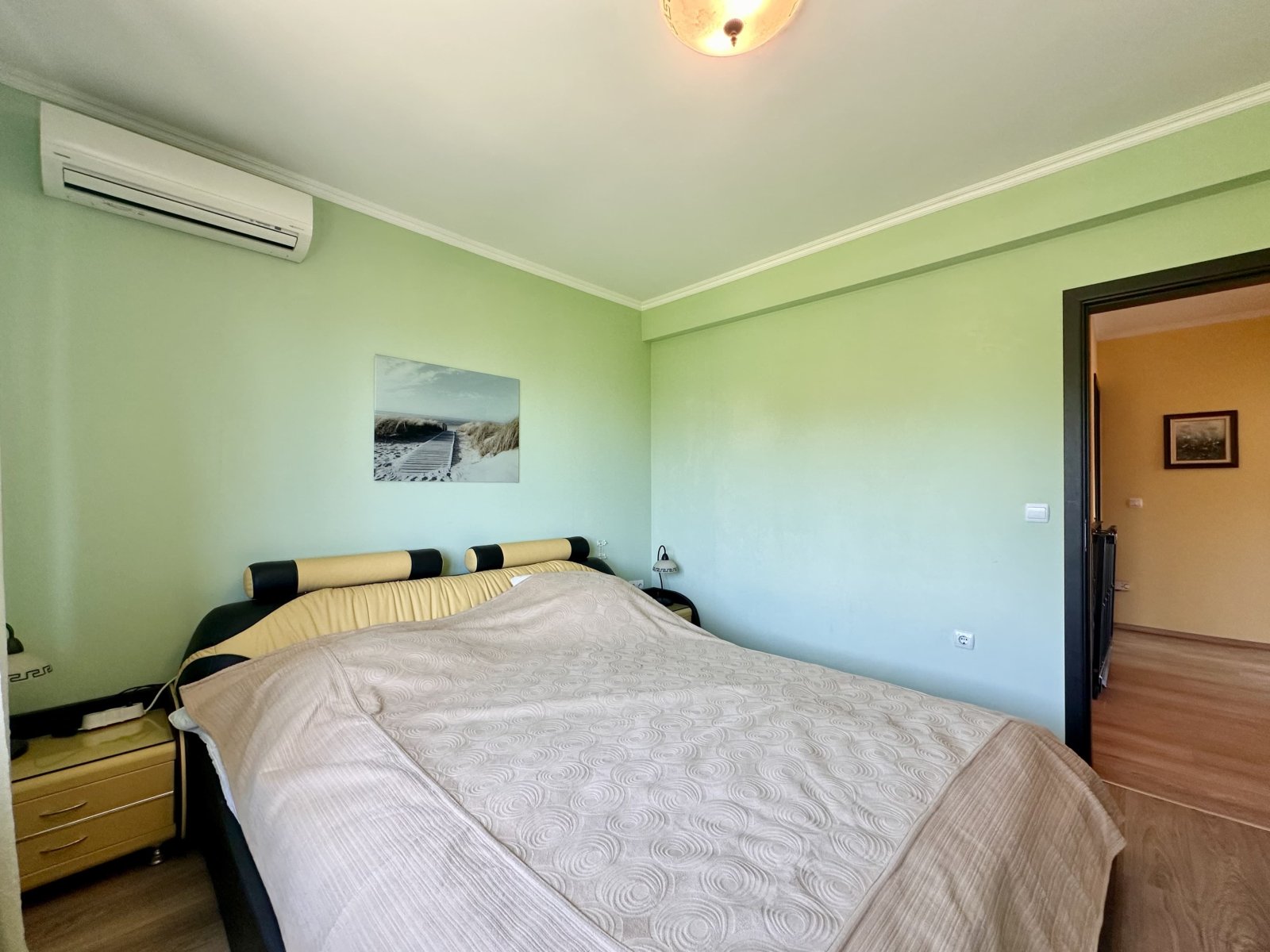 Casa a due piani con piscina a Kosharitsa