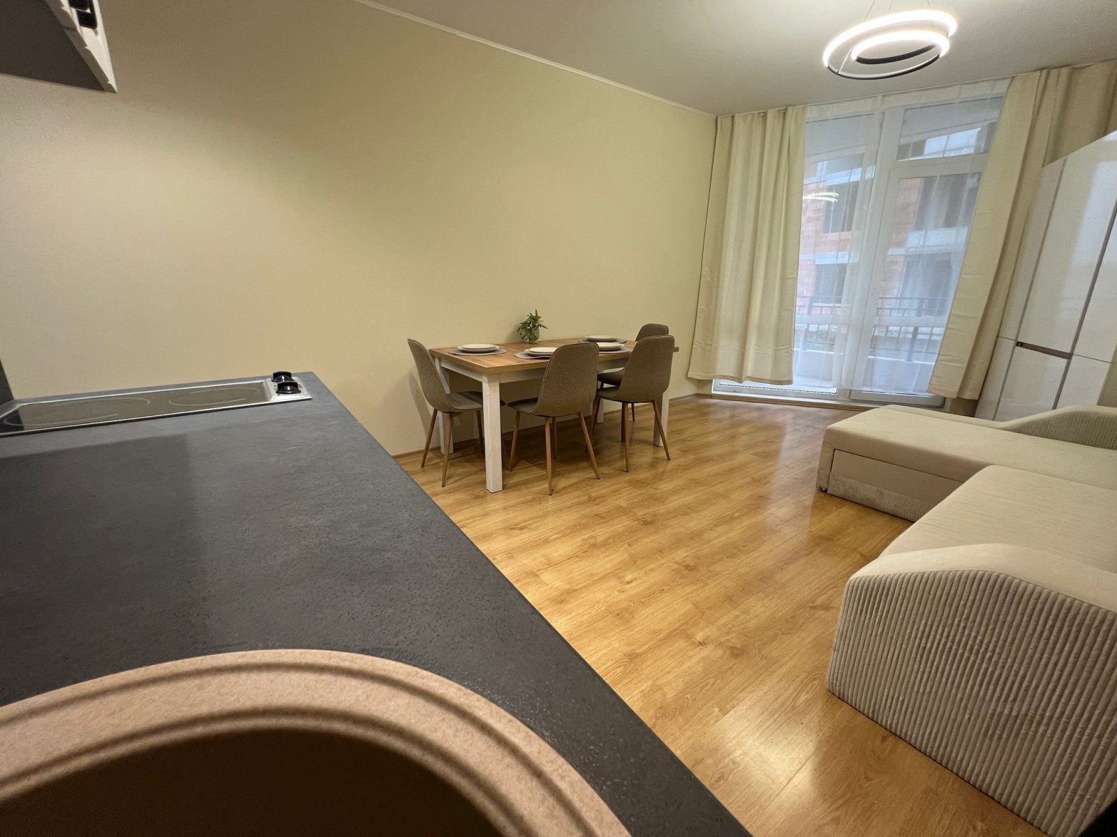 appartamento con due camere da letto con vista sul mare e sulle montagne nel complesso Luxor a Sveti Vlas