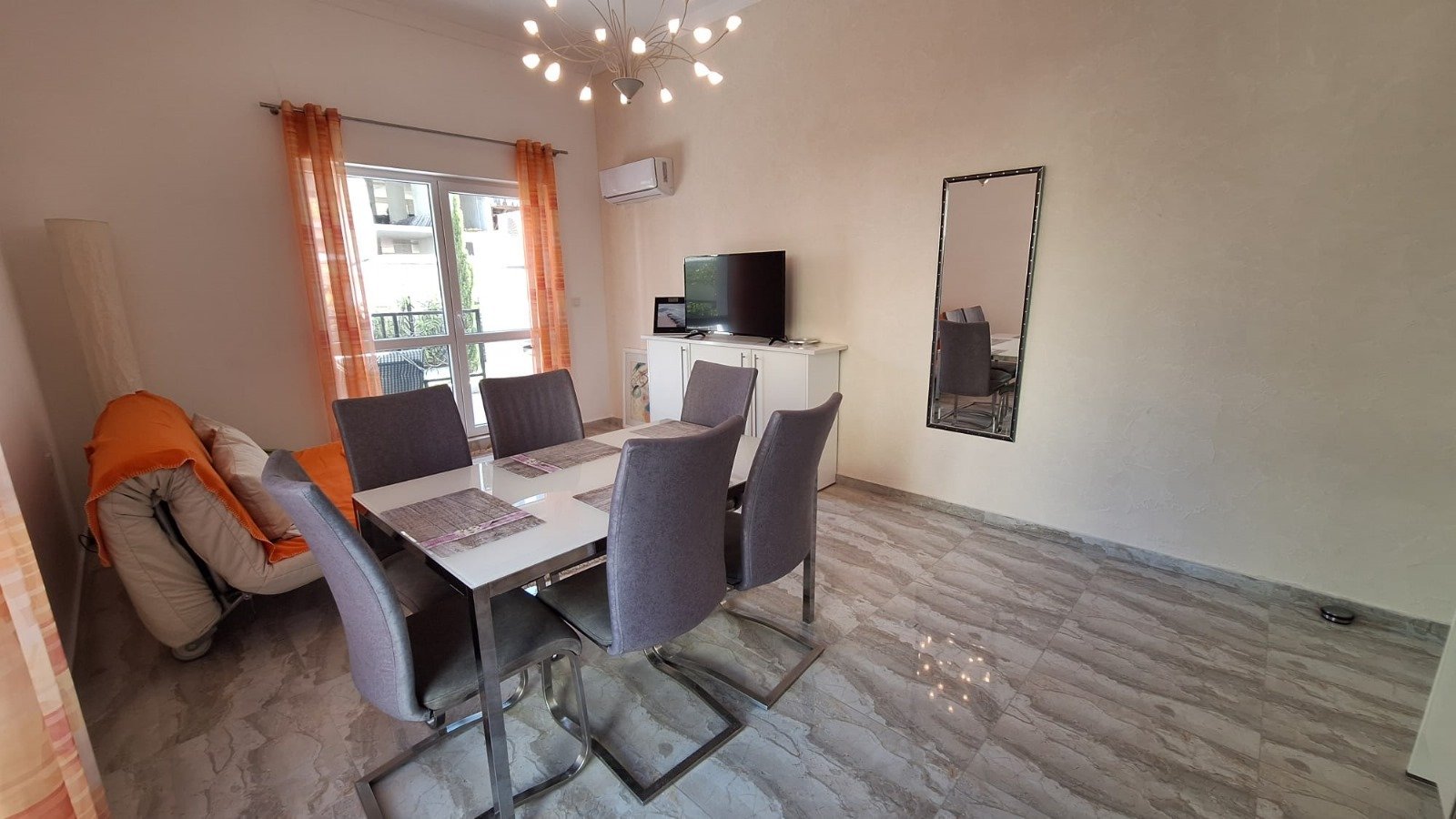 Appartamento con due camere nel complesso Magnolia 6 a Sunny Beach