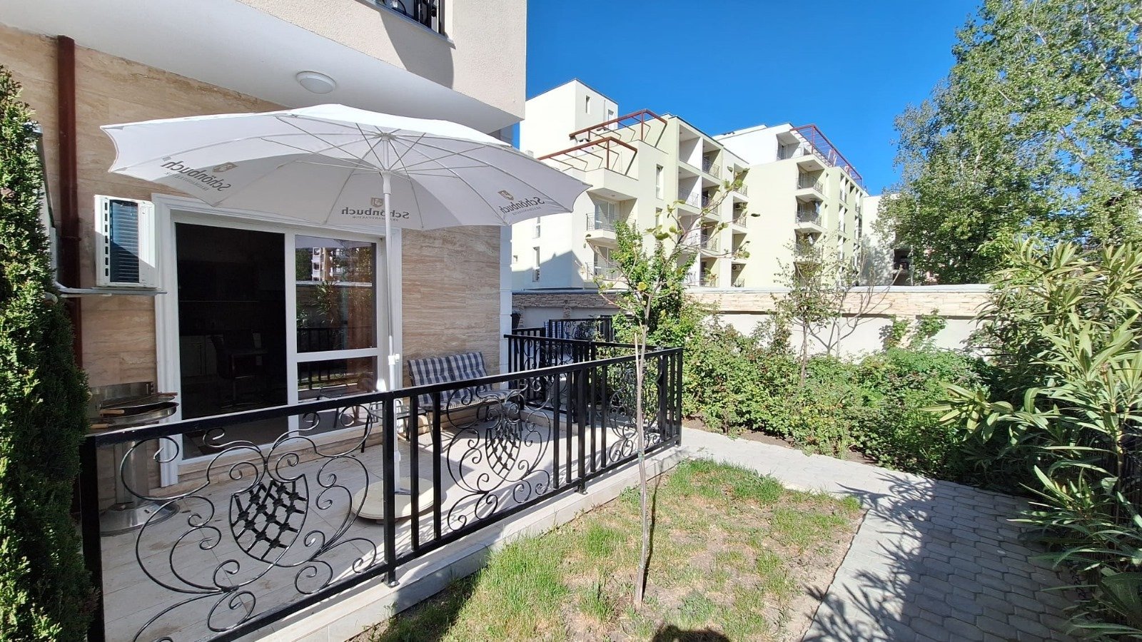 Appartamento con due camere nel complesso Magnolia 6 a Sunny Beach