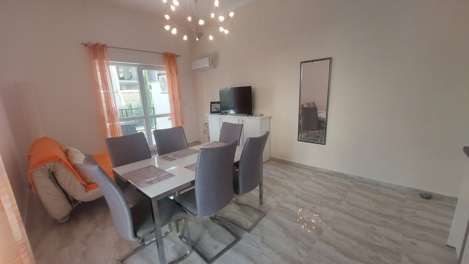 Appartamento con due camere nel complesso Magnolia 6 a Sunny Beach