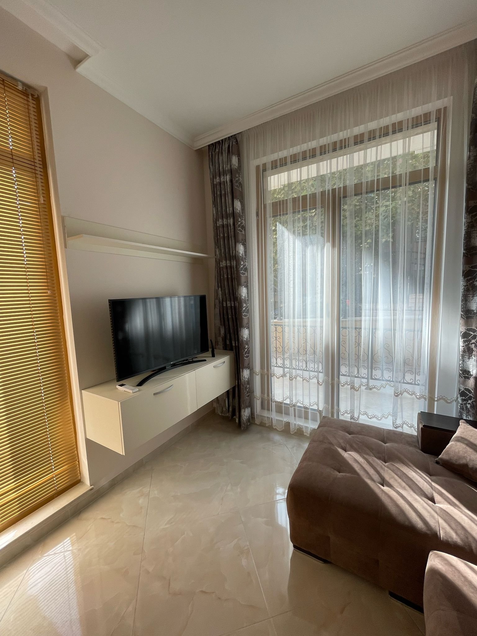 Appartamento con due camere nel complesso Villa Florence a Sveti Vlas