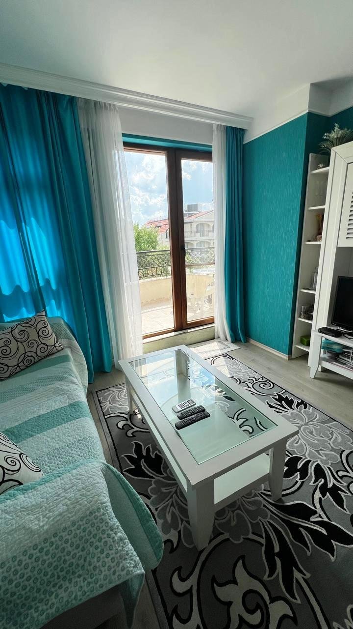 Appartamento trilocale nel complesso Harmony Suites 3 sul Lungomare del Sole