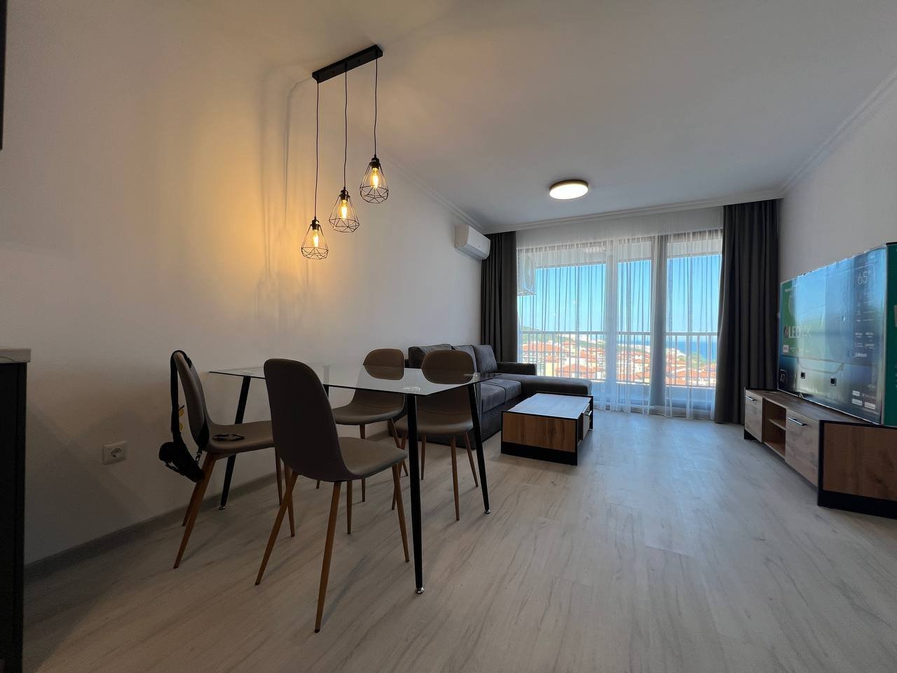 Appartamento con due camere da letto con vista mare nel complesso Etara 4 a Sveti Vlas