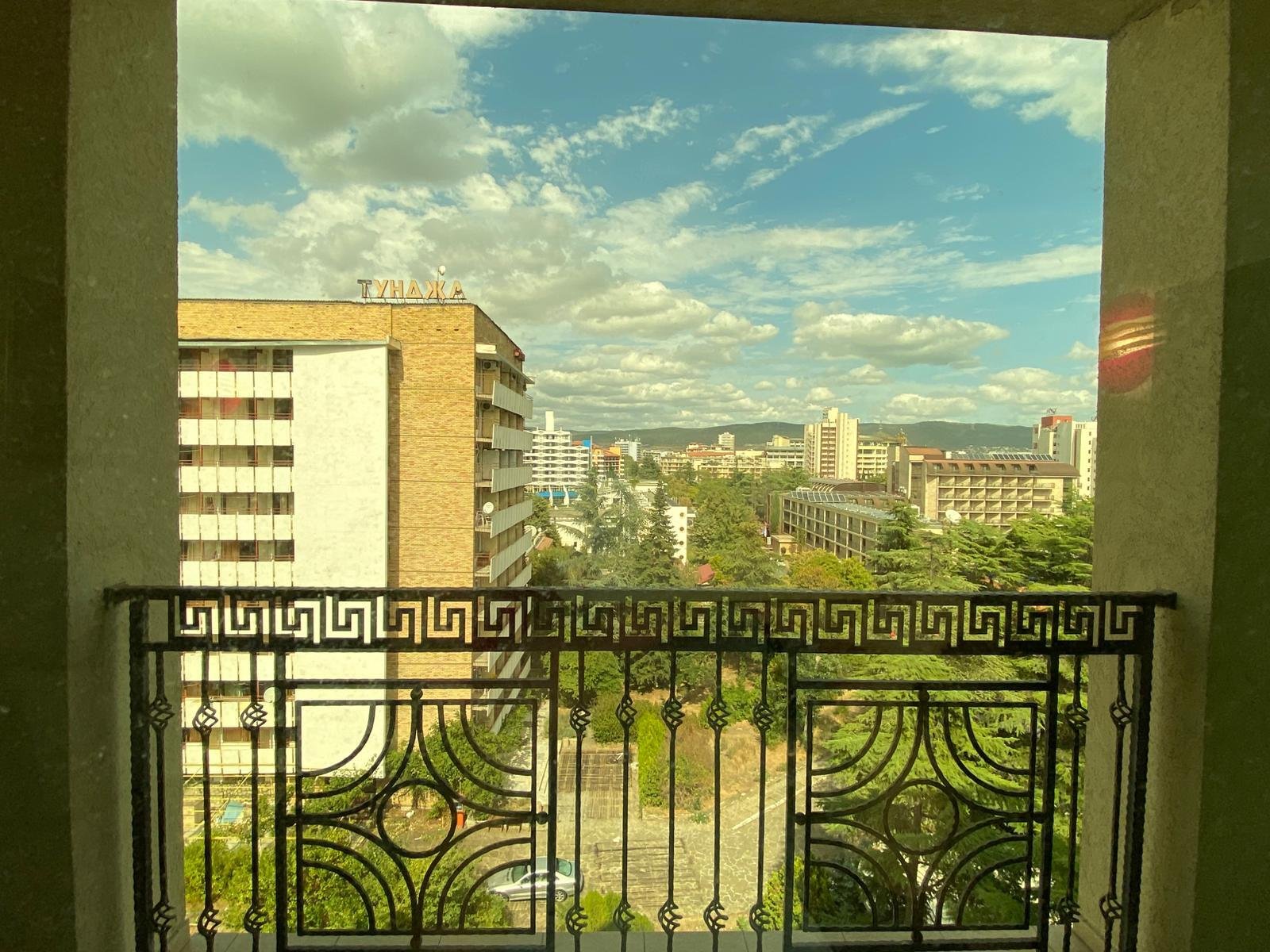 Appartamento con una camera da letto con vista mare nel complesso Babylon a Sunny Beach