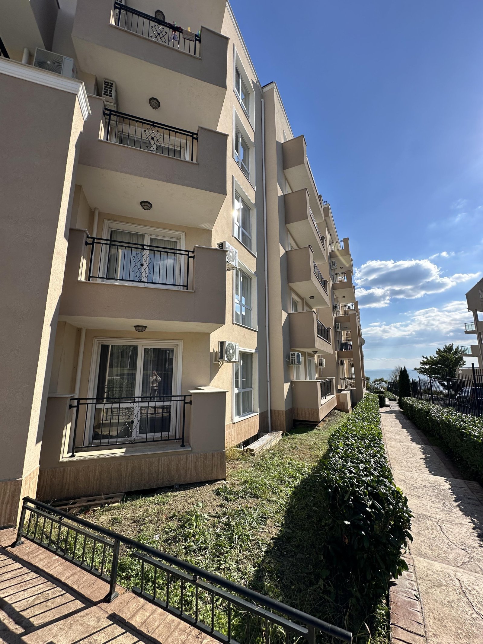 Appartamento con due camere nella residenza Ipanema con vista mare a Sveti Vlas