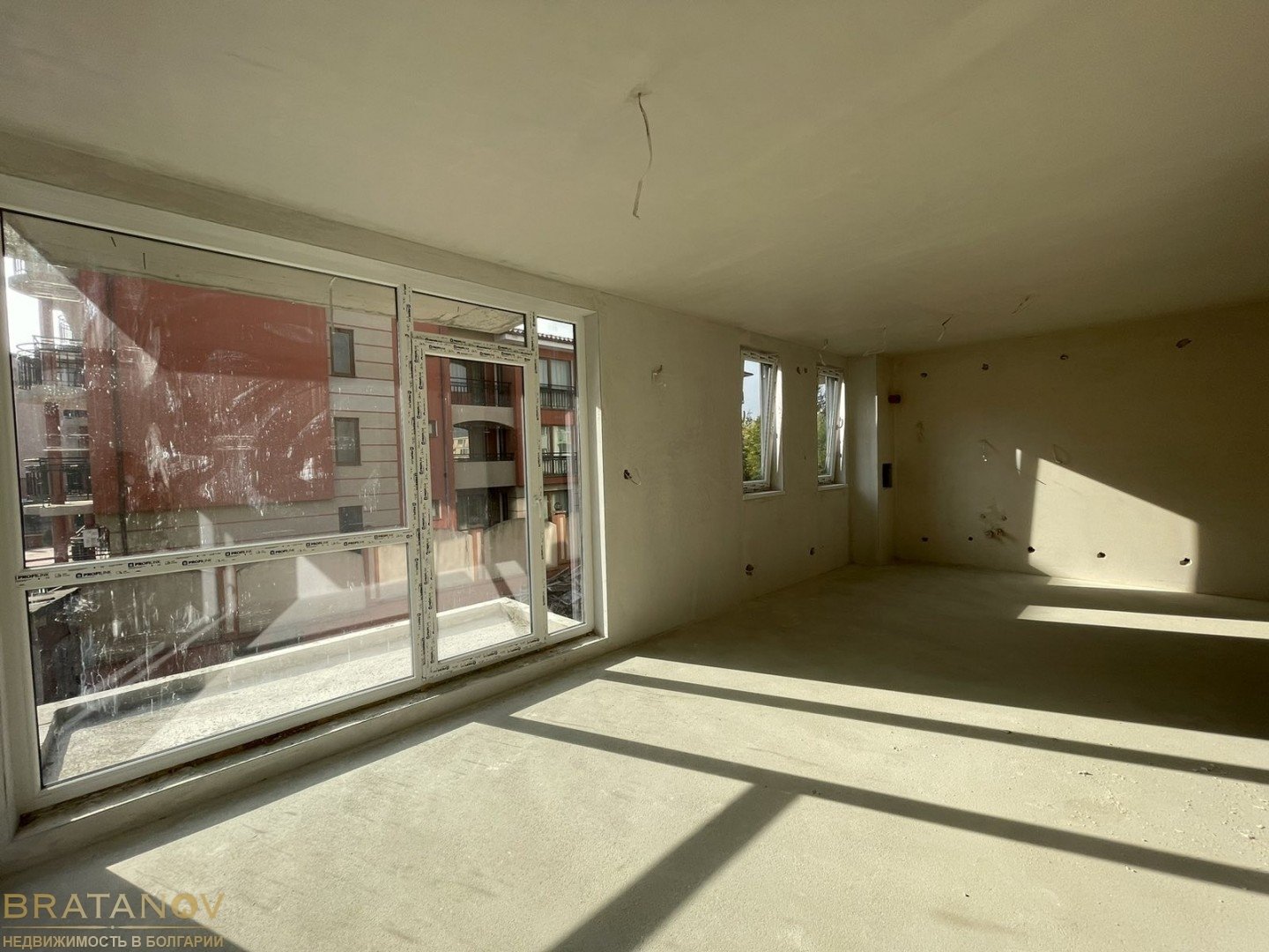 Vari appartamenti in costruzione a Ravda con vista mare in Bulgaria