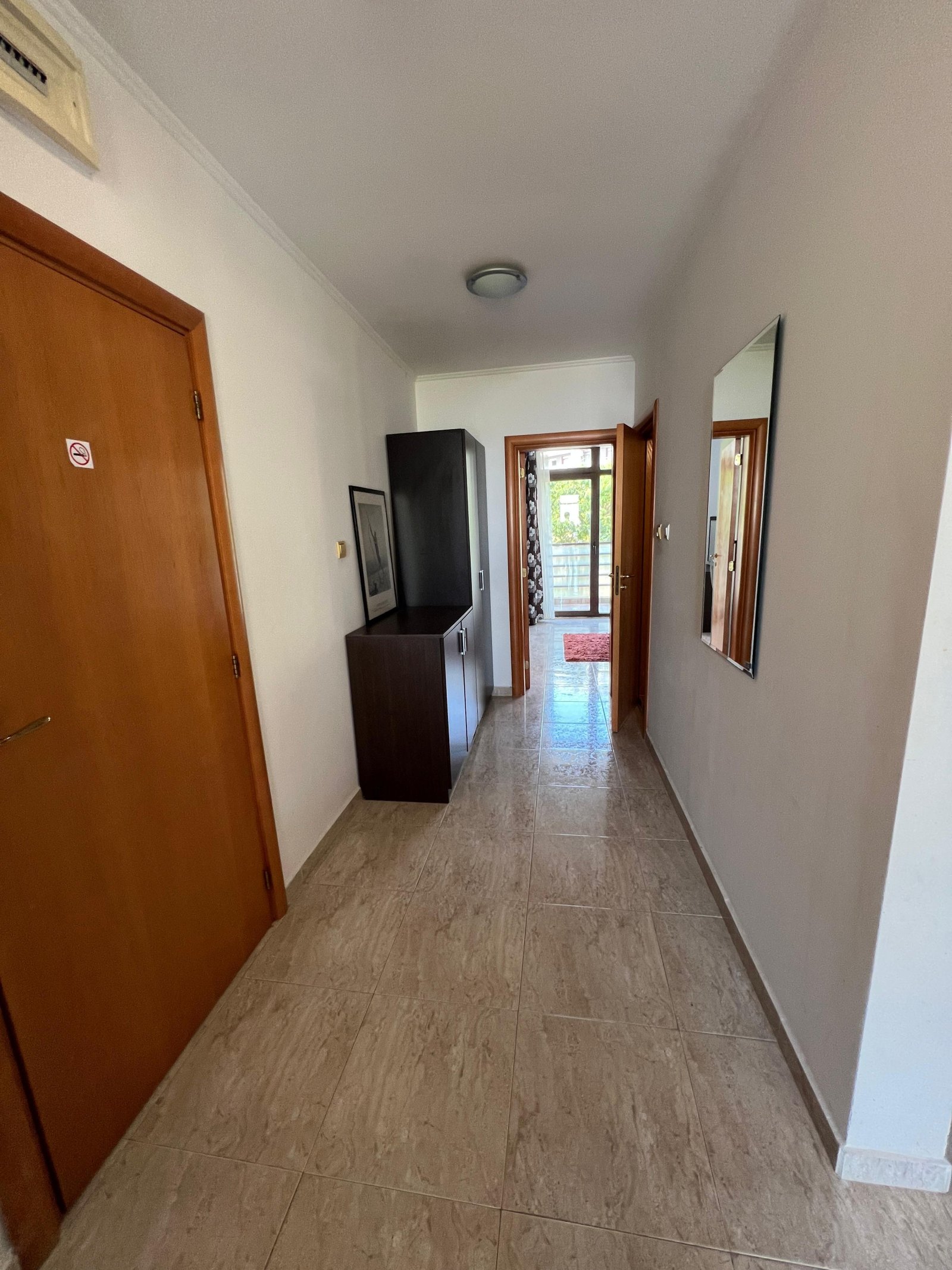 Appartamento con due camere nel complesso Diamant con vista parziale sul mare a Sveti Vlas