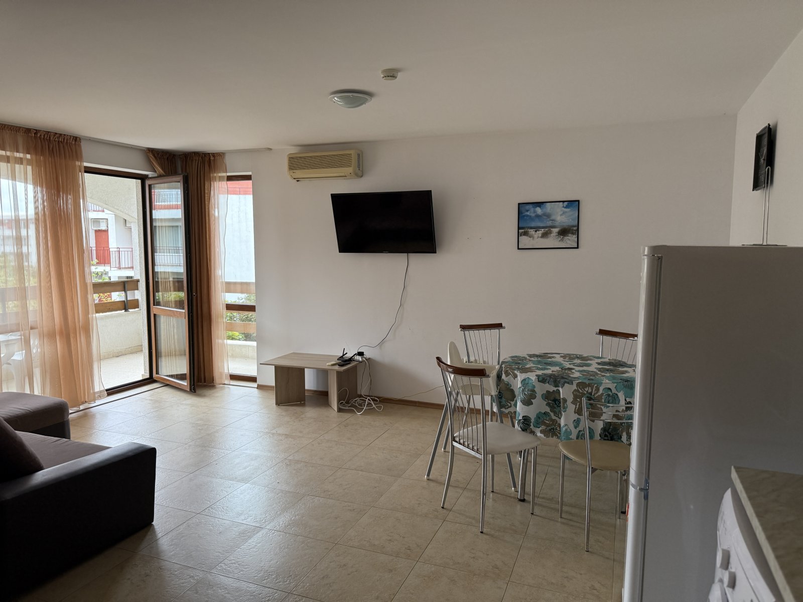 Appartamento di 3 camere a Robinson Beach, Elenite, Bulgaria