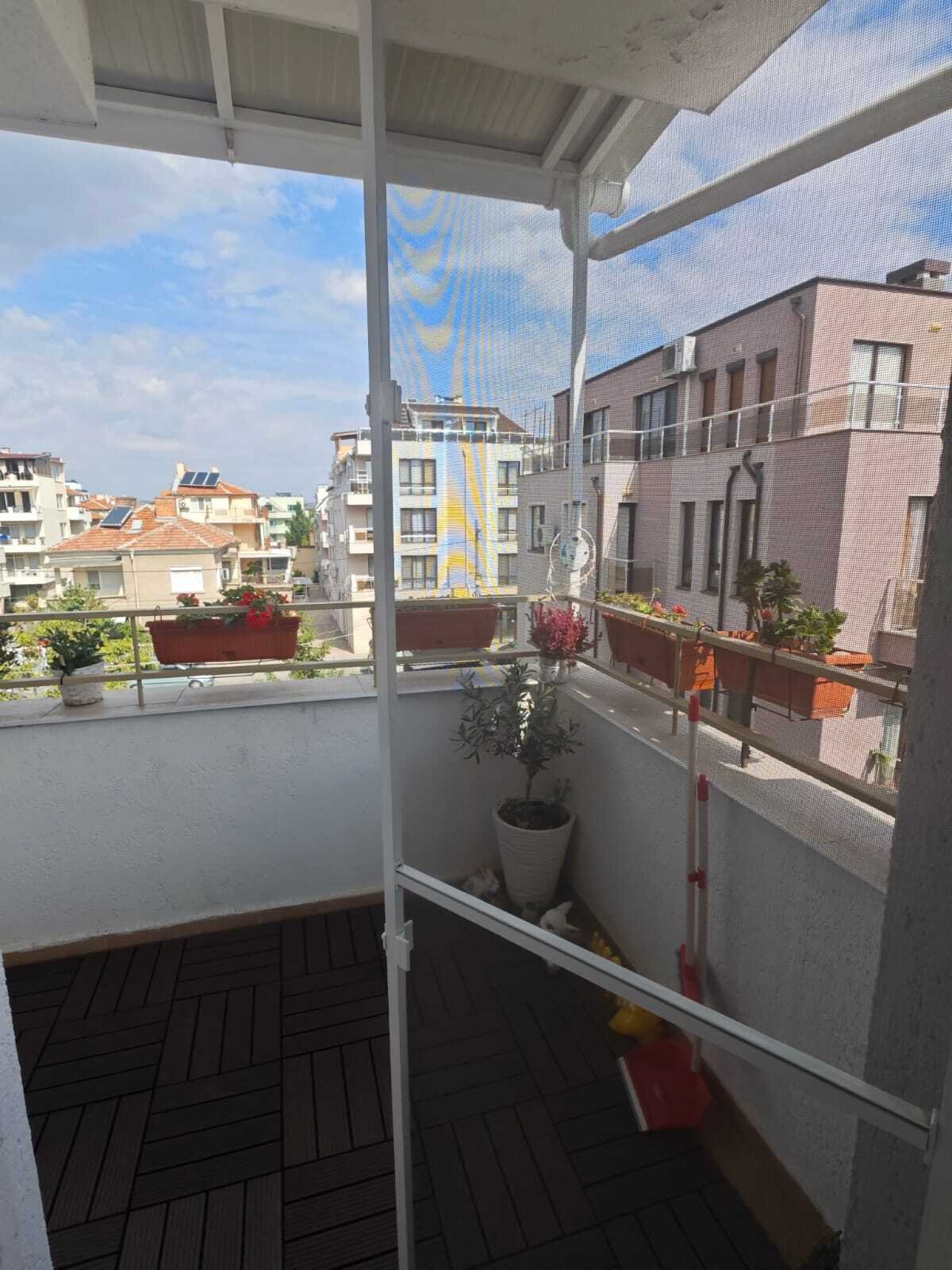 Appartamento con due camere a Sarafowo, Bulgaria