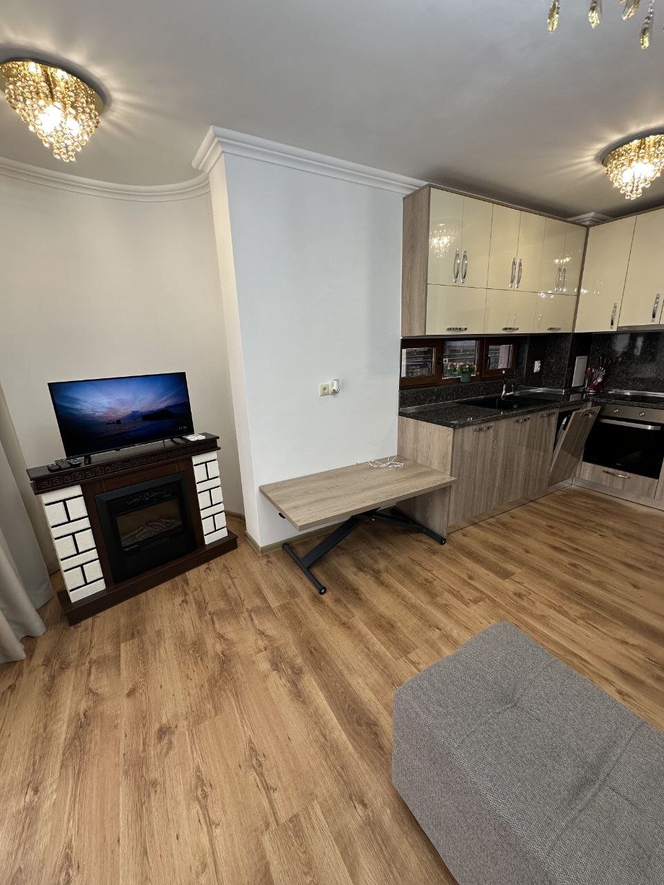 Appartamento con tre camere nel complesso residenziale Phoenix con vista piscina, Sveti Vlas, Bulgaria