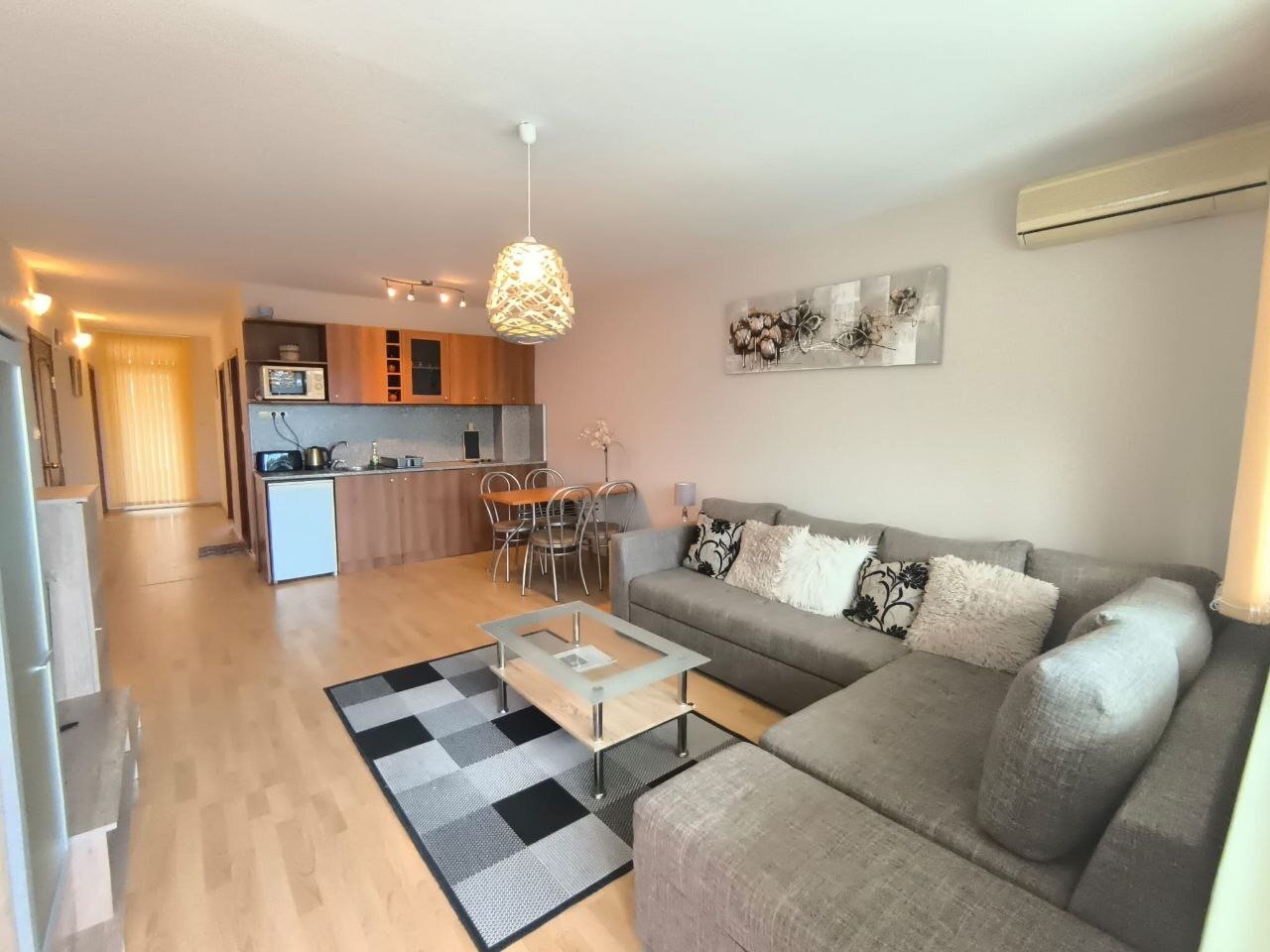 Appartamento con 3 camere da letto con vista mare nel complesso Sea View, Sveti Vlas, Bulgaria.