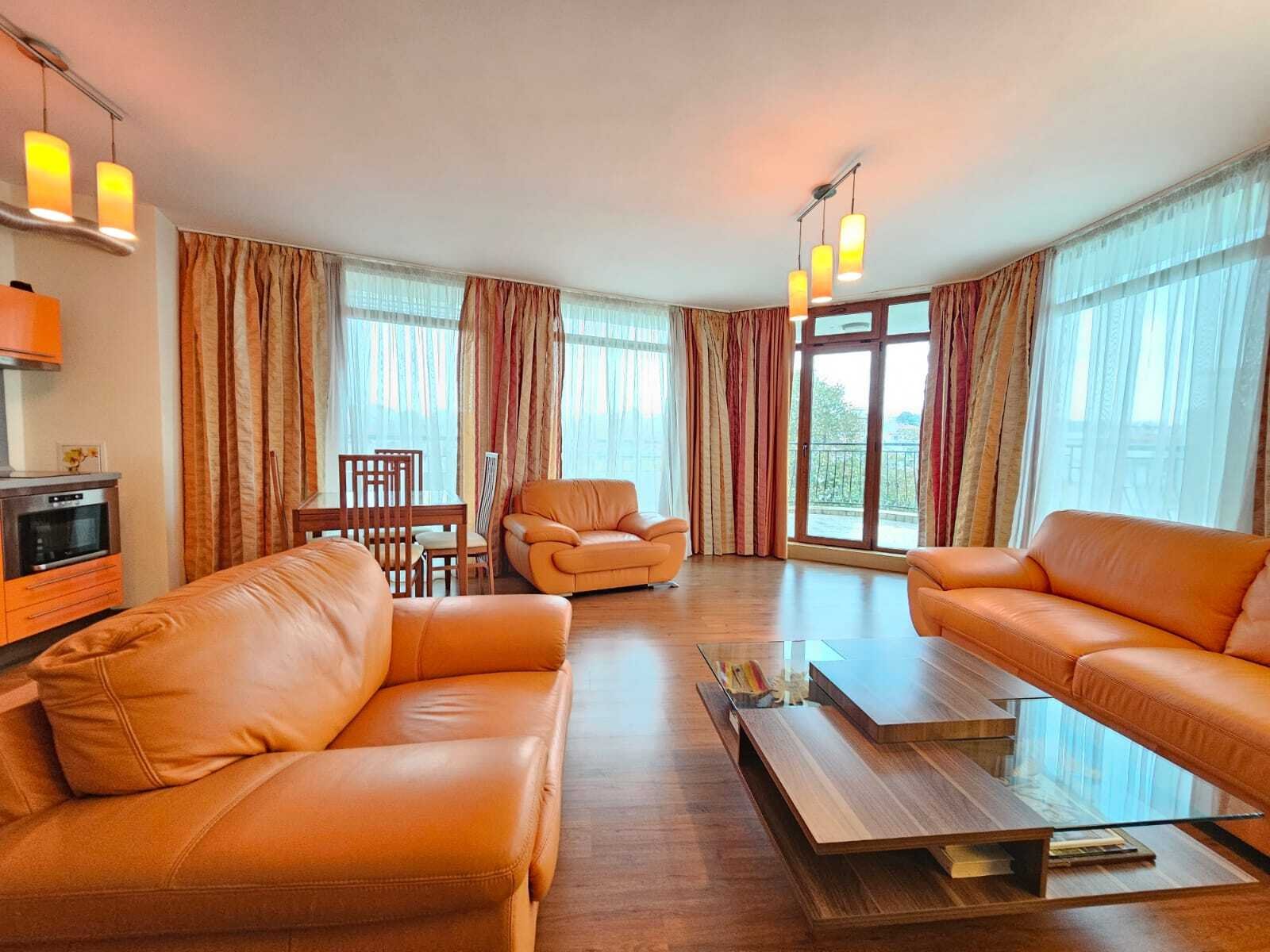 Appartamento con tre camere da letto e vista mare a Sozopol, Bulgaria
