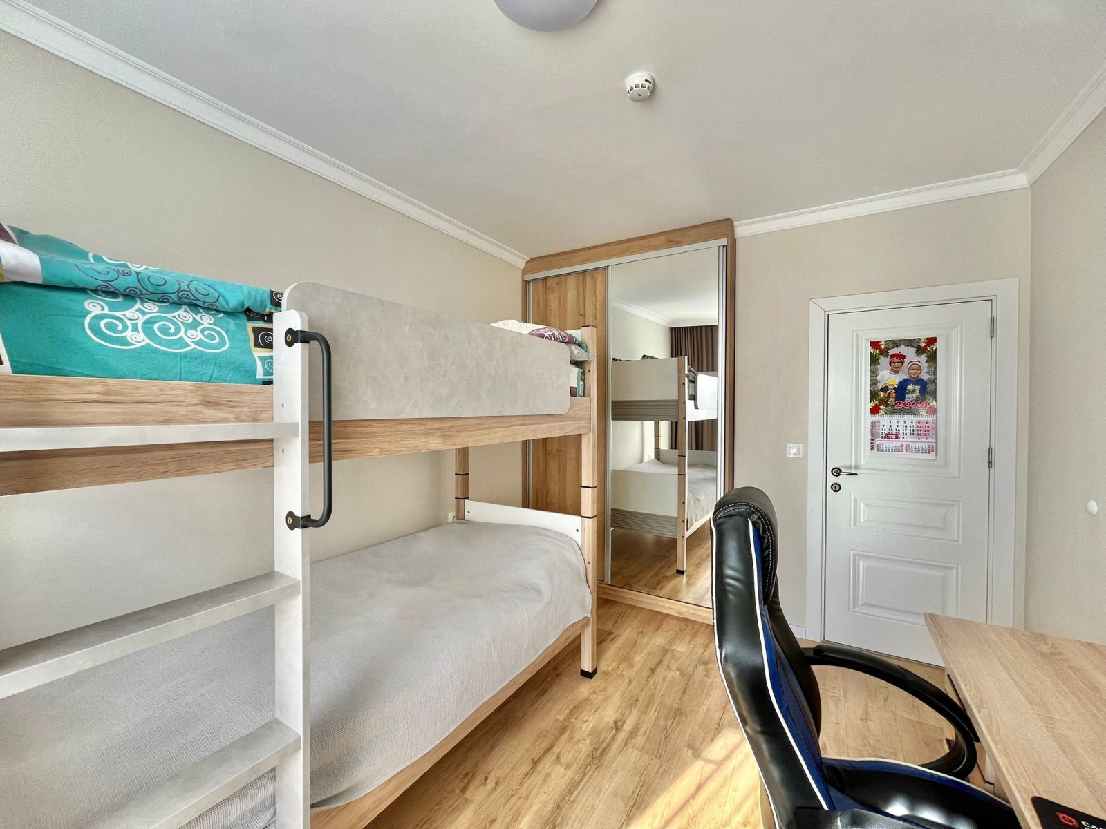 Bella appartamento duplex di 3 camere a Ravda, Bulgaria