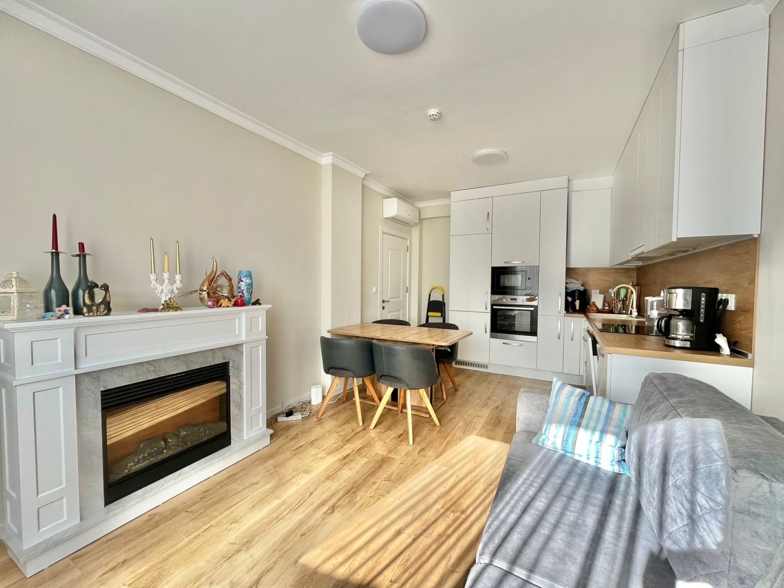 Bella appartamento duplex di 3 camere a Ravda, Bulgaria