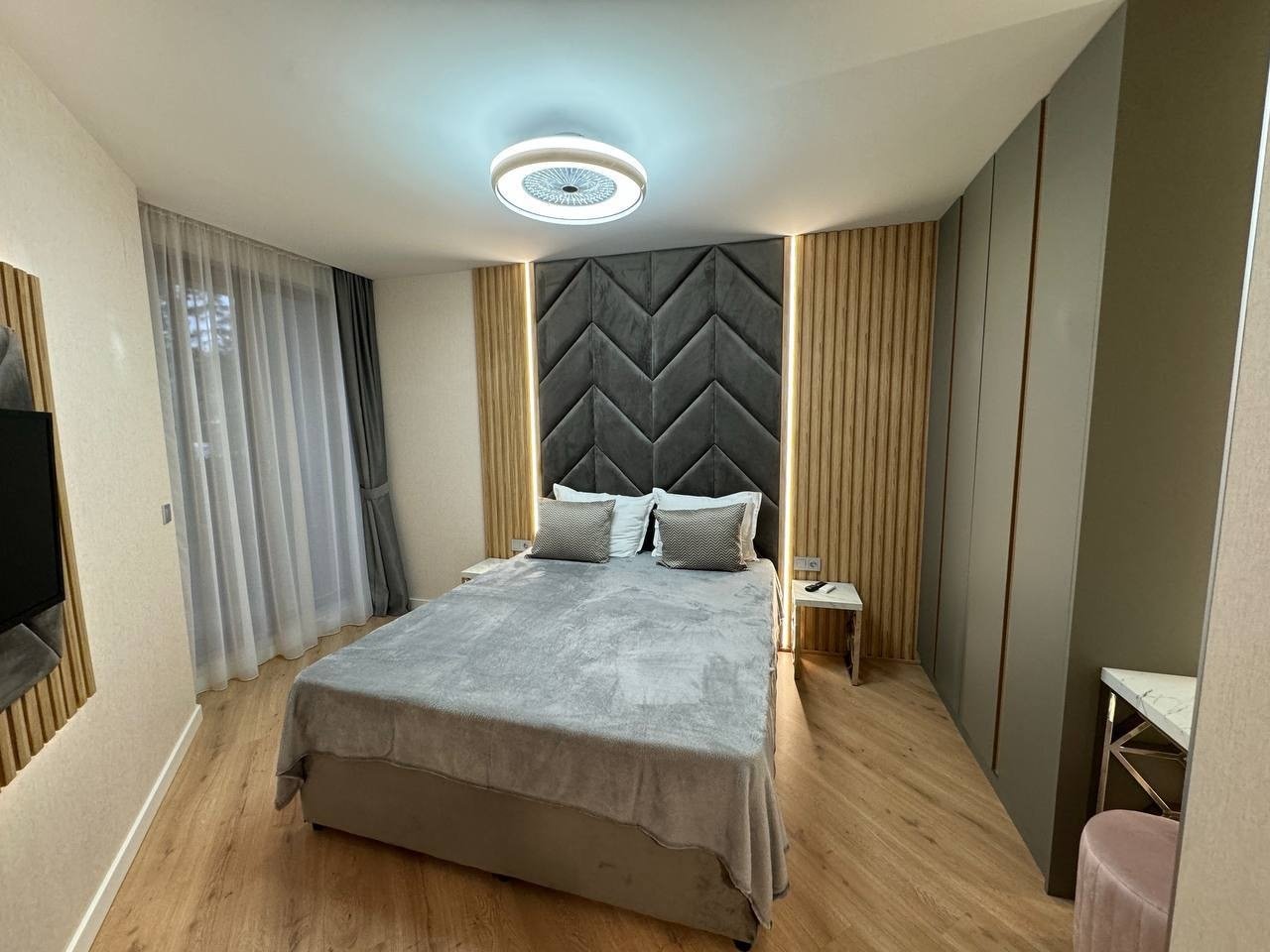 Appartamento con due camere da letto con vista sulla piscina nel complesso Harmony Suites 14, Sunny Beach, Bulgaria