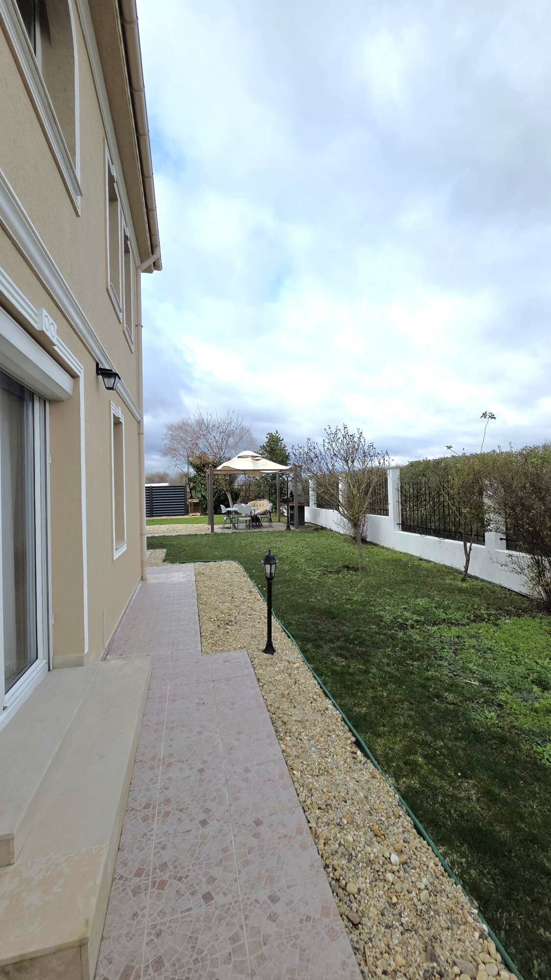 Casa su due piani con cinque stanze nel complesso Victoria Hill, Sarafovo, Bulgaria