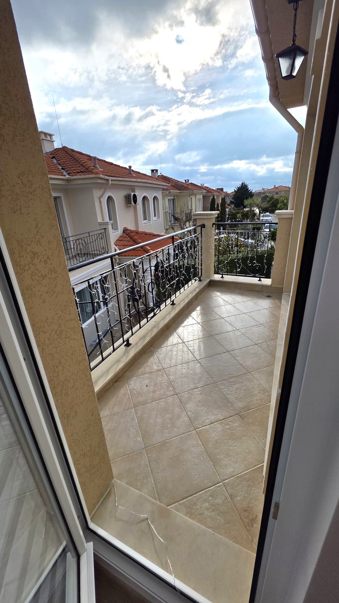 Casa su due piani con cinque stanze nel complesso Victoria Hill, Sarafovo, Bulgaria