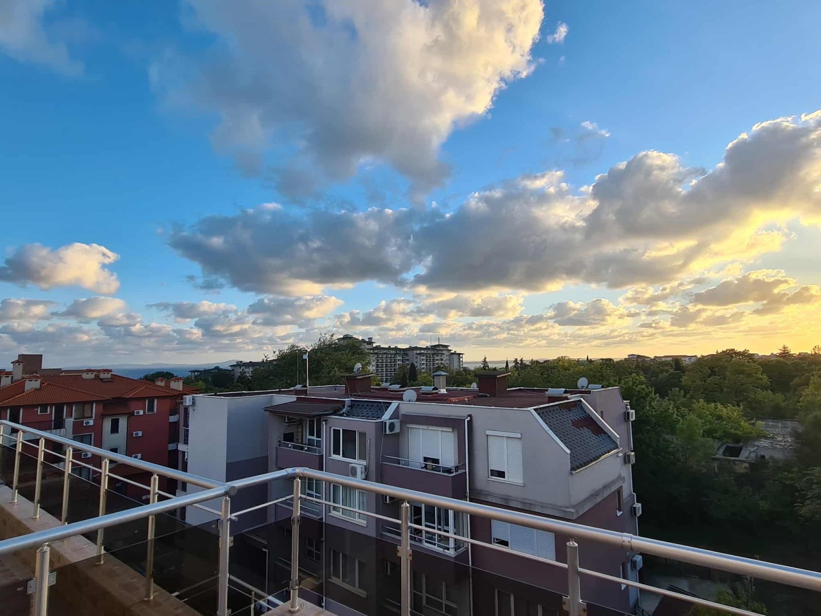 Appartamento tipo maisonette con 2 stanze senza spese condominiali a Ravda, Bulgaria