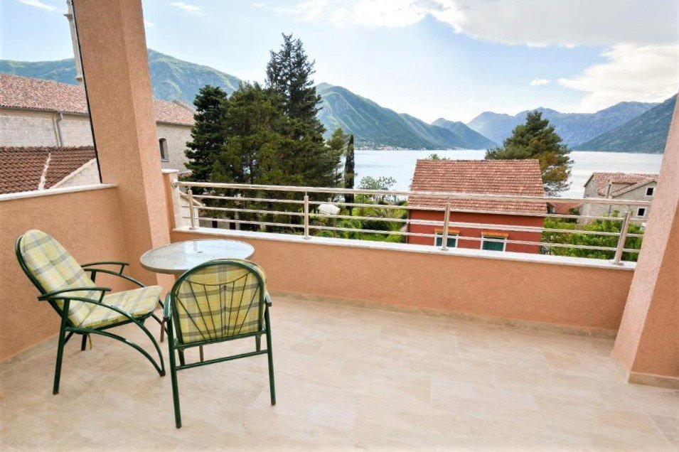 Charmantes Hotel in der malerischen Stadt Kotor, Dobrota, Montenegro