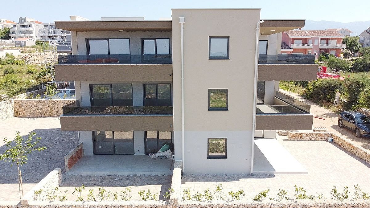 Luxuriöses Penthouse-Apartment mit Panoramablick aufs Meer, Neubau, Novalja