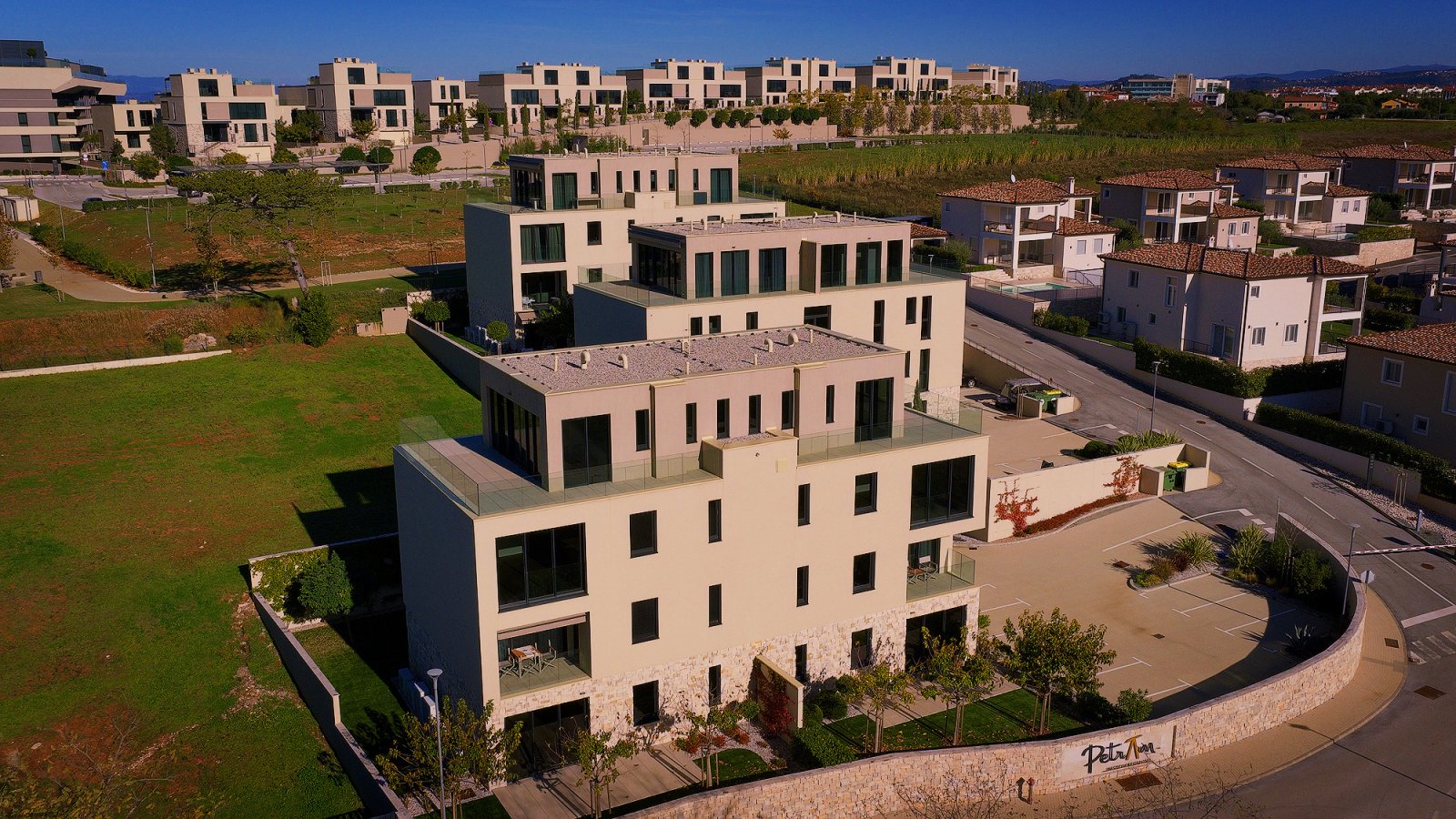 Moderne Ferienwohnung mit Garten, 100 m vom Meer entfernt in einem Top-Ferienort, Umag, Savudrija, Istrien